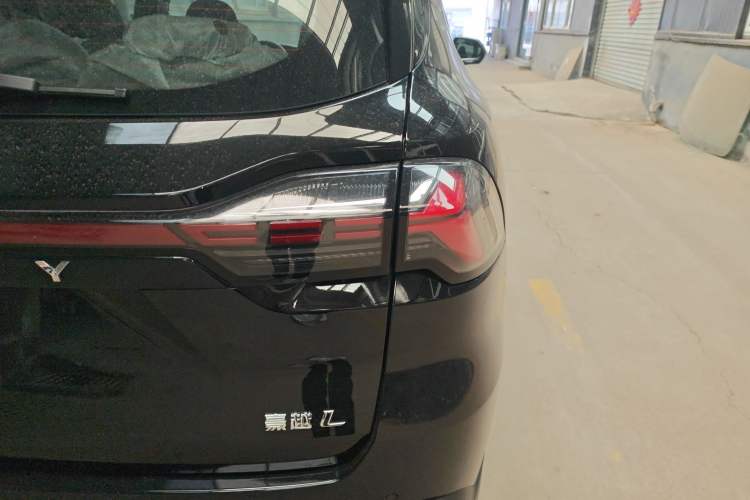 Used Geely Auto Haoyue L 2024 2.0T DCT Prestige Version Right Rear Taillight