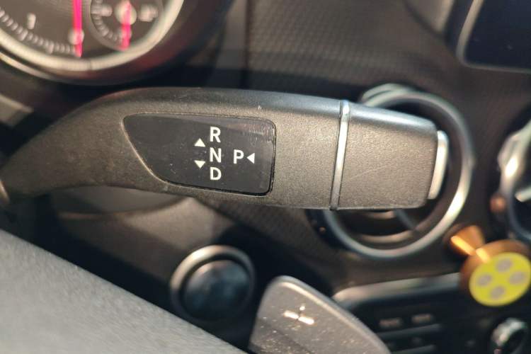 Used Mercedes-Benz GLA 2017 GLA 200 Fashion Model
