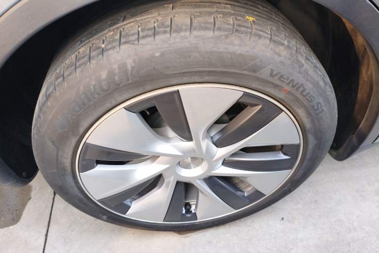 Used Tesla Model Y 2022 Revised Version Long-Range All-Wheel Drive