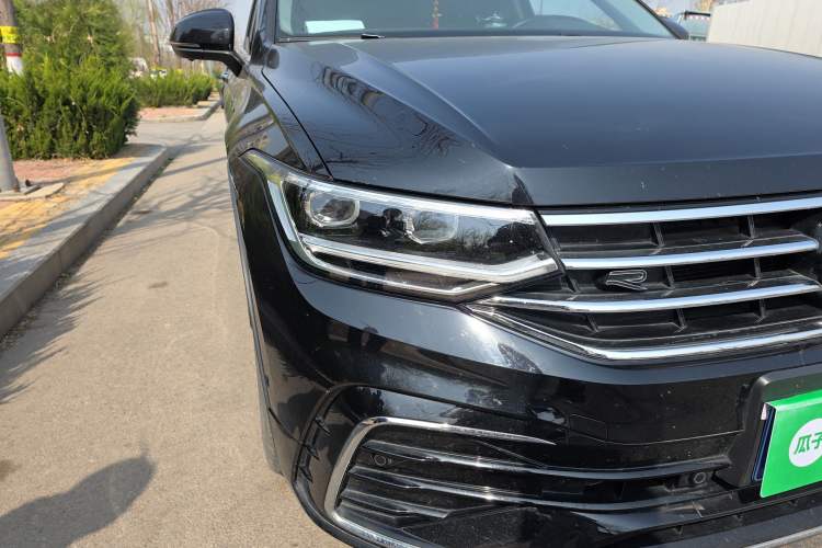 Used Volkswagen Tiguan L 2022 330TSI Automatic Two-Wheel Drive R-Line Enhanced Edition Right Front Headlight