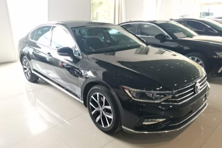 Used Volkswagen Magotan 2020 330TSI DSG Leading Model Exterior 1