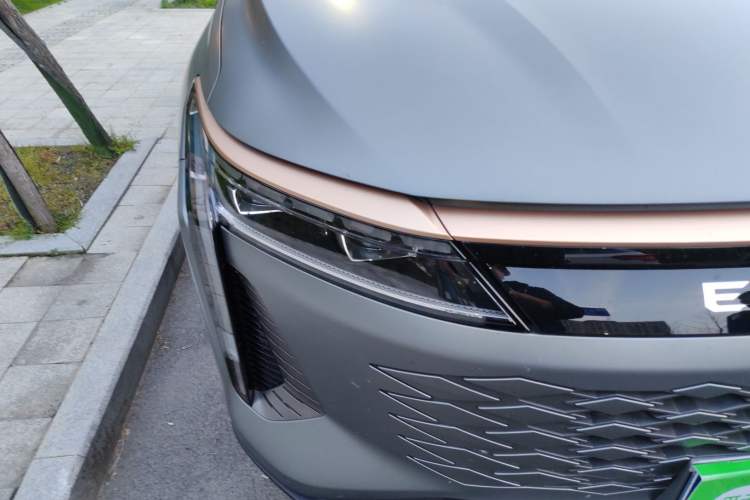 Used EXEED Stellar 2023 400T Two-Wheel Drive Comfort Flyfish Edition