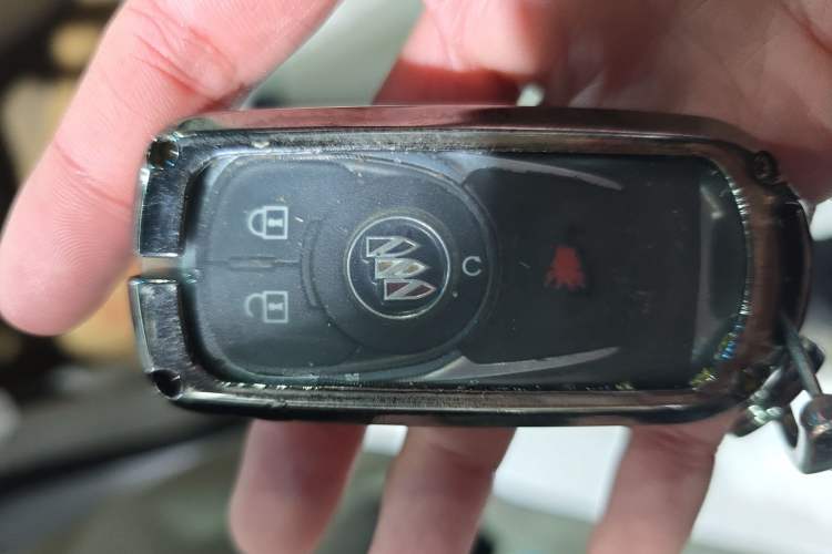 Used Buick GL8 2020 ES Land Cruiser 653T Comfort Edition