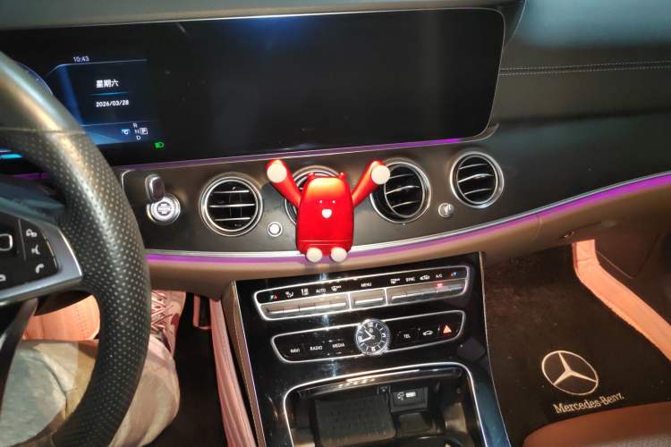 Used Mercedes-Benz E-Class 2017 E 300 L Sporty and Stylish Model