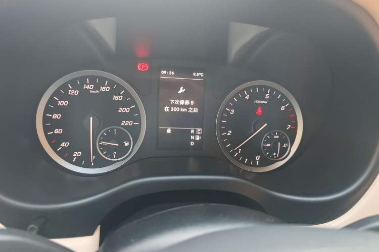 Used Mercedes-Benz Vito 2020 2.0T Elite Version 7 Seats
