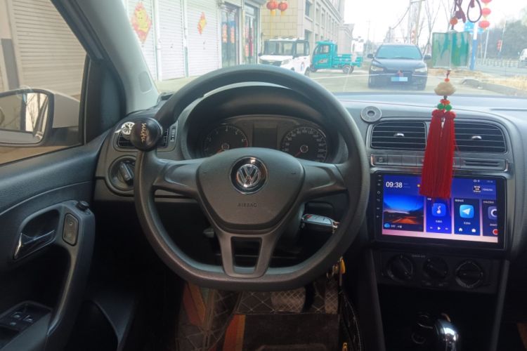 Used Volkswagen Polo 2018 1.5L Automatic Advanced Driving Model Steering Wheel