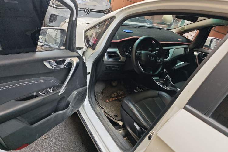 Used Geely Auto Vision X3 2020 1.5L CVT Luxury Model Driver Seat