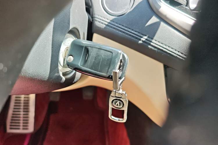 Used Changan Eado 2016 1.6L Manual Fashion Edition
