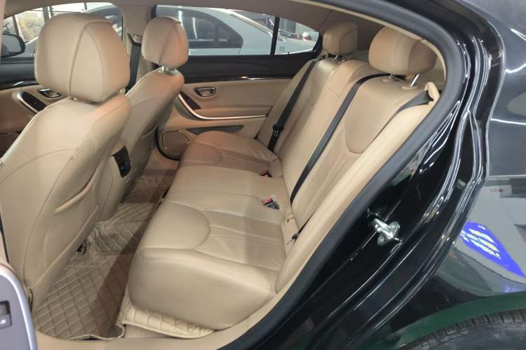 Used Roewe e950 2017 50T Hybrid Connected Executive Edition
