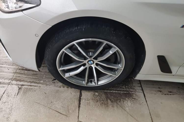 Used BMW 5 Series 2018 525Li M Sport Package
