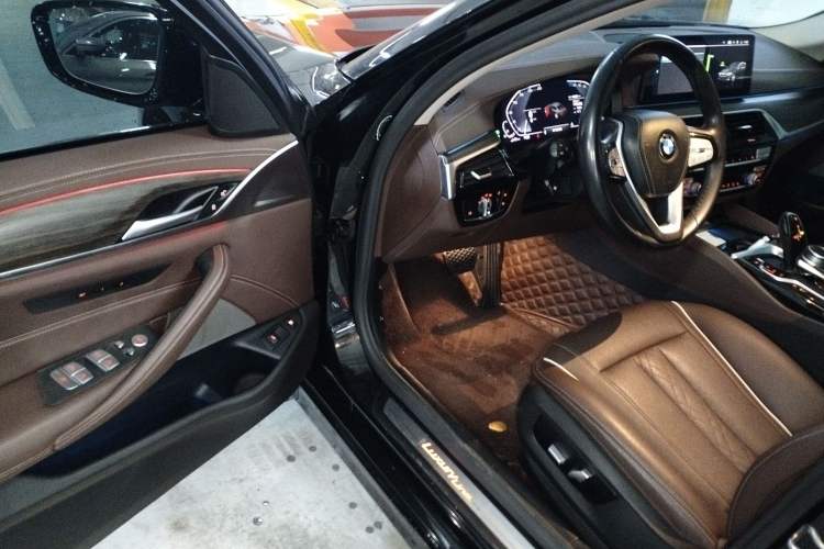 Used BMW 5 Series New Energy 2021 535Le Luxury Package
