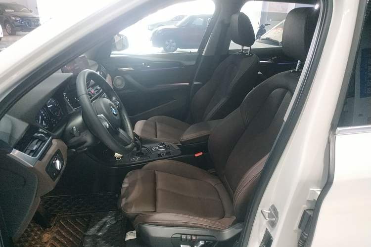 Used BMW X1 2021 sDrive25Li Leading Model
