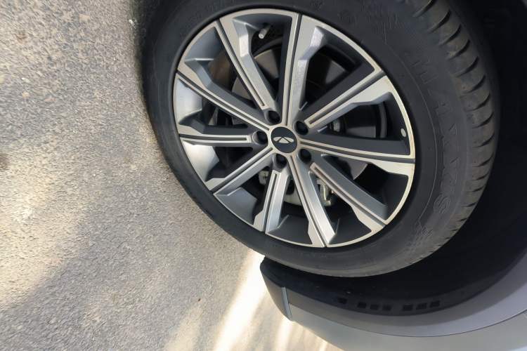 Used Chery Fengyun T9 2025 120 Long-Range Luxury Version 5 Seats Lithium Iron Phosphate