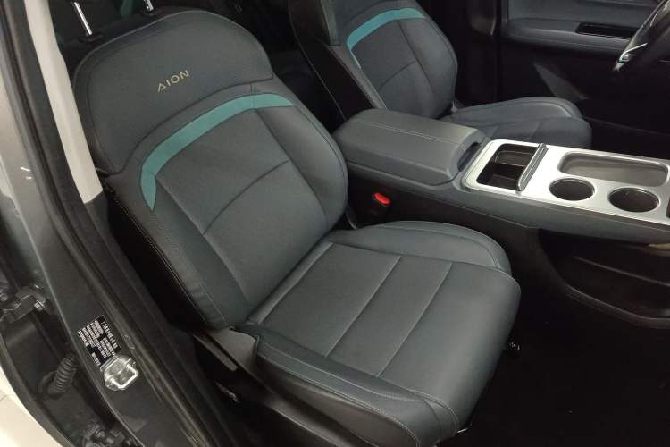 Used AION Y 2022 Plus 70 Smart Edition