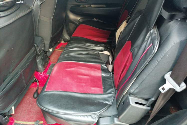 Used FAW Senya S80 2011 1.5L Manual 7-Seater Urban Elite Edition
