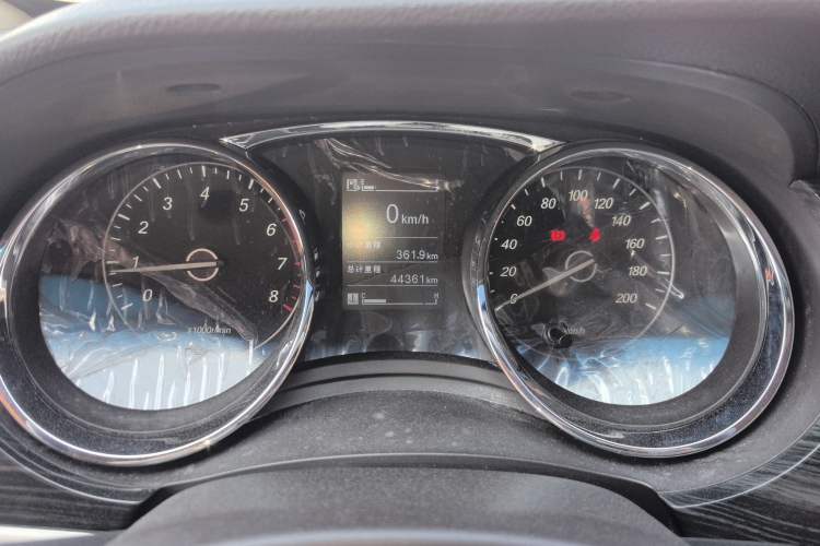 Used Baojun 730 2016 1.5L Manual Comfort Version 7 Seats China V Emission Standard Instrument Cluster