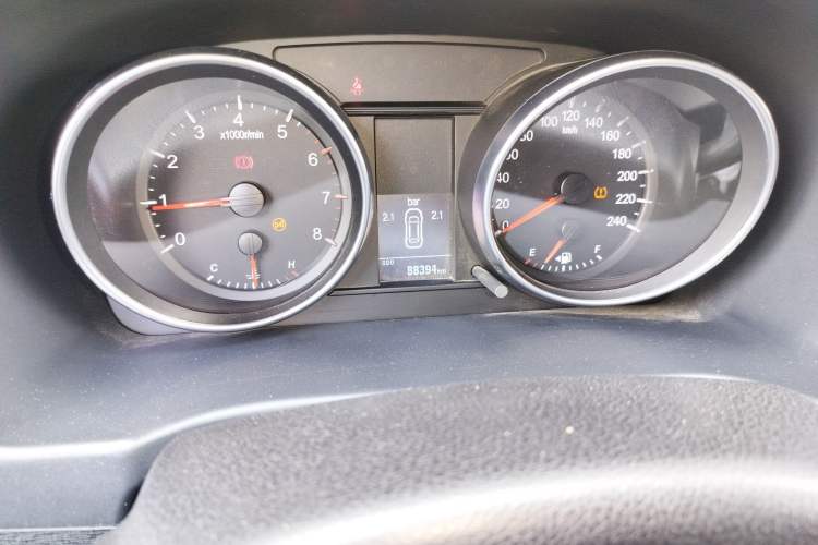 Used Haval M6 2019 1.5T Manual Two-Wheel Drive Urban Version China VI Standard
