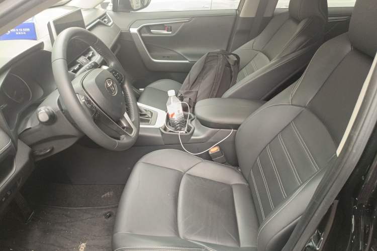 Used Toyota Wildlander 2022 2.0L CVT Two-Wheel Drive Luxury PLUS Edition
