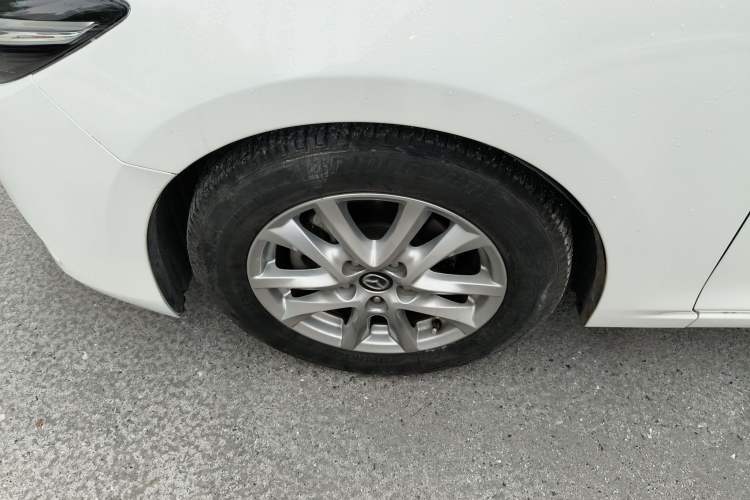 Used Mazda 3 Axela 2017 Sedan 1.5L Automatic Luxury Model China VI Standard