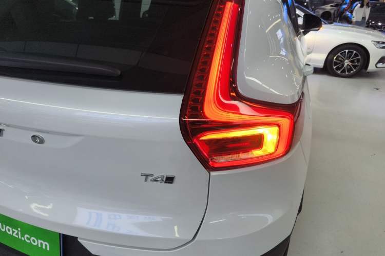 Used Volvo XC40 2021 T4 Four-Wheel Drive Smart & Sporty Edition
