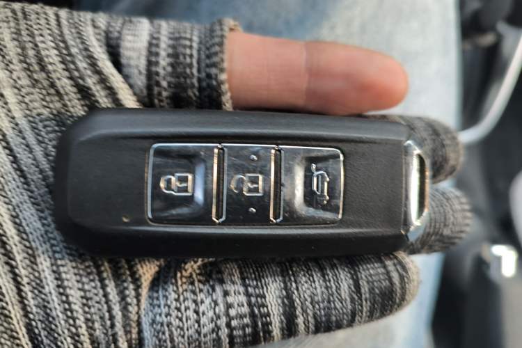 Used Baojun 510 2017 1.5L Manual Luxury Model Vehicle Key