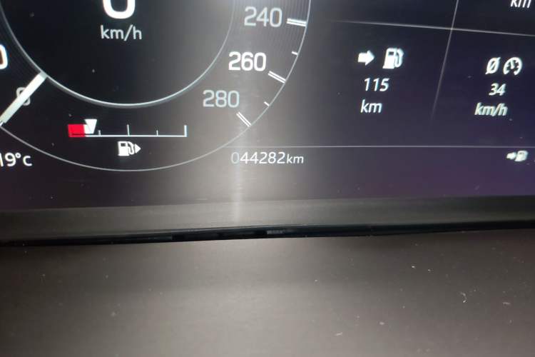 Used Land Rover Discovery Sport 2022 Restyled 249 PS R-Dynamic SE Performance Tech Edition 5 Seats
