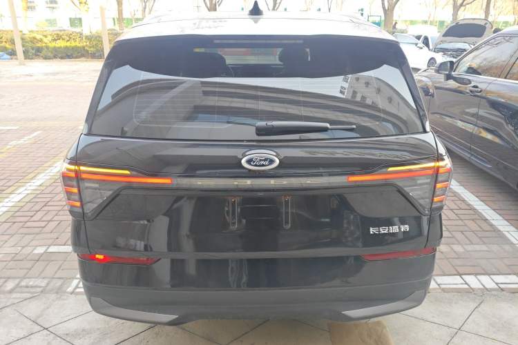 Used Ford Edge 2023 Ford Explorer L 2.0T EcoBoost Two-Wheel Drive 7-Seater Luxury Model