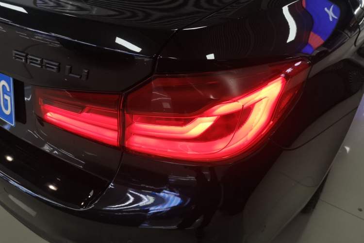 Used BMW 5 Series 2020 525Li M Sport Package Right Rear Taillight