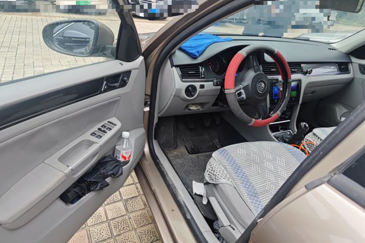 Used Volkswagen Bora 2014 1.6L Manual Fashion Edition
