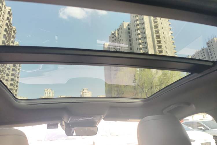 Used BYD Han 2022 EV Genesis Edition 715KM Front-Wheel-Drive Prestige Model
