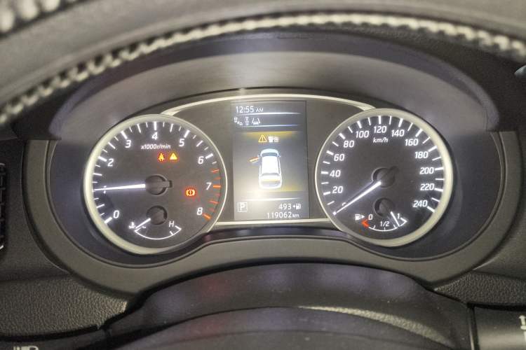 Used Nissan Tiida 2016 1.6L CVT Smart Drive Edition
