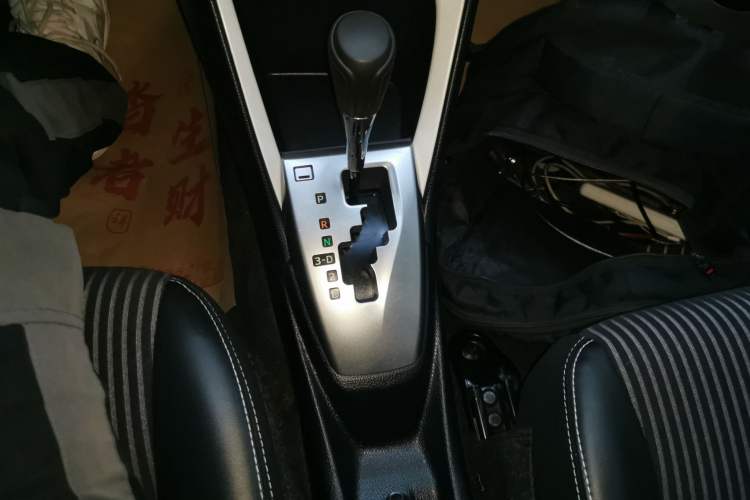 Used Toyota YARiS L Zhi Xuan 2015 1.5G Automatic Xuan Dong Sunroof Special Edition