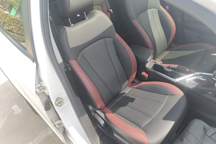 Used Geely Auto Vision X3 2021 PRO 1.5L CVT Deluxe Model
