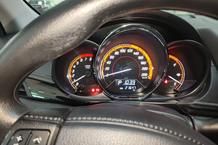 Used Toyota YARiS L Zhi Xuan 2022 X-Trail 1.5L CVT Luxury PLUS Edition
