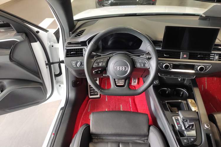 Used Audi A4L 2024 40 TFSI Luxury Dynamic Edition Steering Wheel