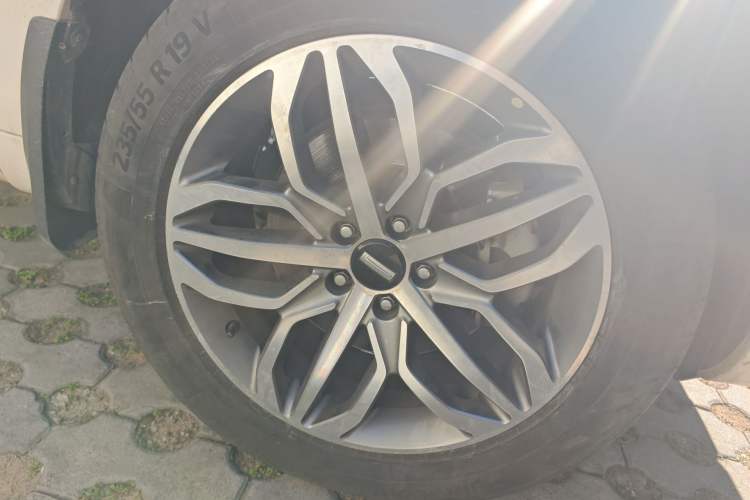 Used Wey VV5 2017 2.0T Ultra-Luxury Version
