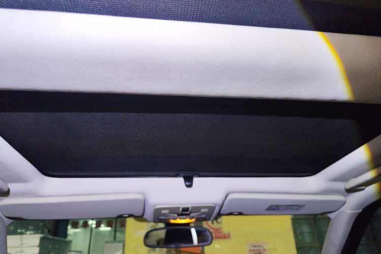 Used Land Rover Freelander 2 2014 2.0T Si4 SE Gasoline Version Headliner