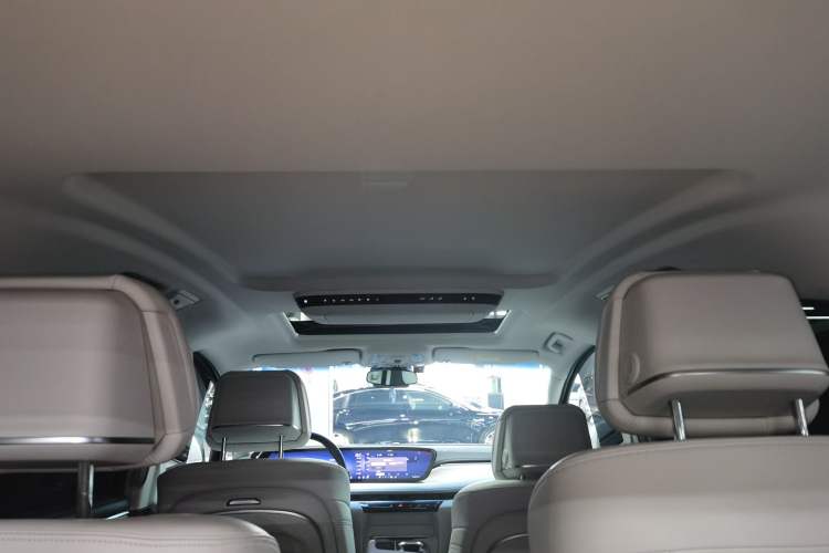 Used Buick GL8 New Energy 2024 Lu Zun Smart Edition 7-Seater Headliner