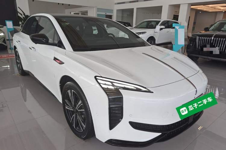 Used Hongqi EH7 2025 600 Smart Selection Edition
