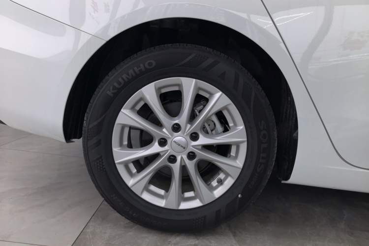 Used Roewe i5 2023 1.5L CVT Luxury Edition
