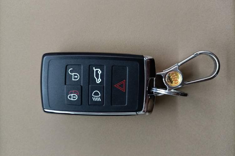 Used Land Rover Discovery Sport 2025 249 PS Performance Tech Edition
