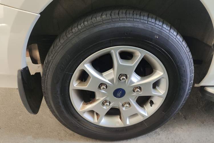 Used Ford Tourneo Custom 2020 2.0T Automatic Elite Edition China VI Standard
