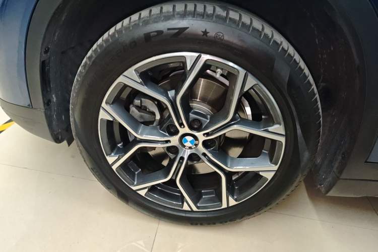 Used BMW X1 2021 sDrive25Li Leading Model Left Front Wheel Hub
