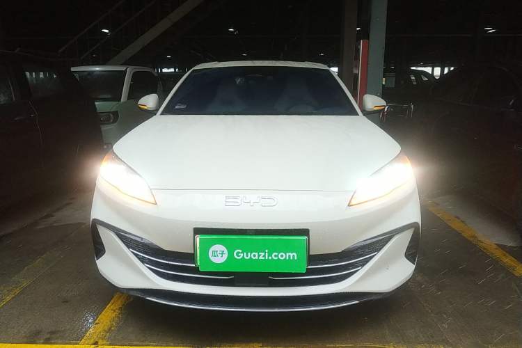 Used BYD Seal 06 New Energy 2024 DM-i 120KM Luxury Model Front