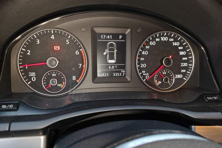 Used Volkswagen Scirocco 2013 2.0 TSI Million-Mile Edition Odometer Close Up