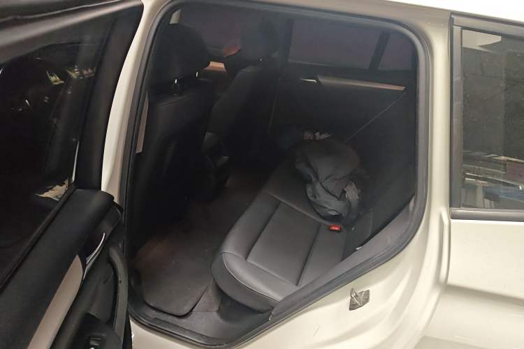 Used BMW X3 2016 sDrive20i
