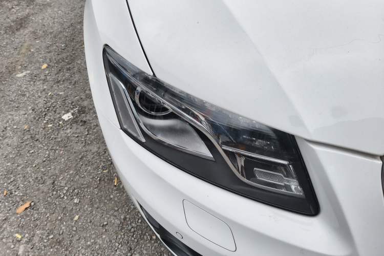 Used Audi Q5 2012 2.0TFSI Technology Model Right Front Headlight