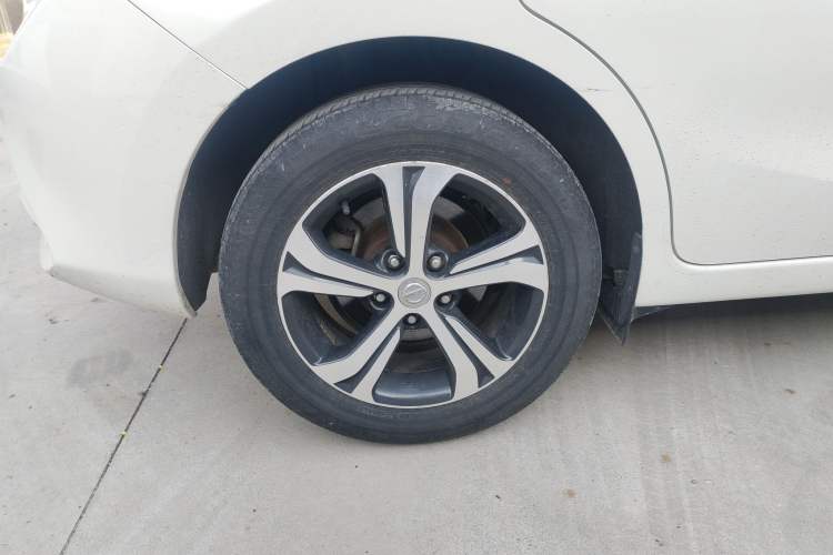 Used Nissan Tiida 2019 1.6L CVT Smart Enjoyment Version China VI Standard Right Rear Wheel Hub