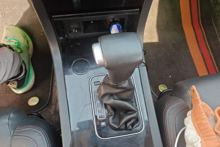 Used Yema T70 2015 1.8T CVT Flagship Model