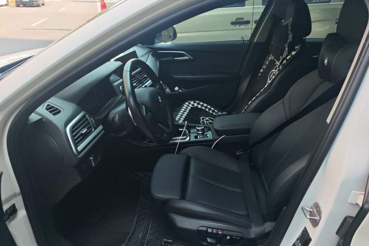 Used BMW 1 Series 2018 120i Design Package Model